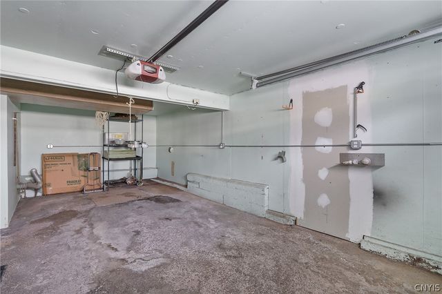 200 East Arbordale Road, Camillus, NY 13219