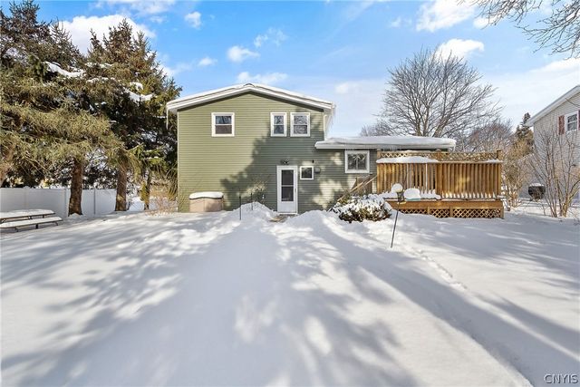 200 East Arbordale Road, Camillus, NY 13219