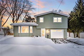 200 East Arbordale Road, Camillus, NY 13219