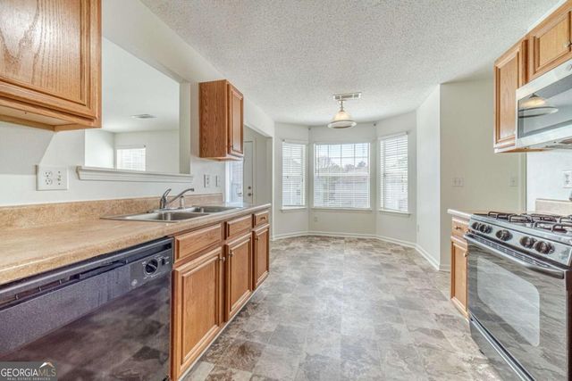 1850 Lily Stem Trail, Auburn, GA 30011
