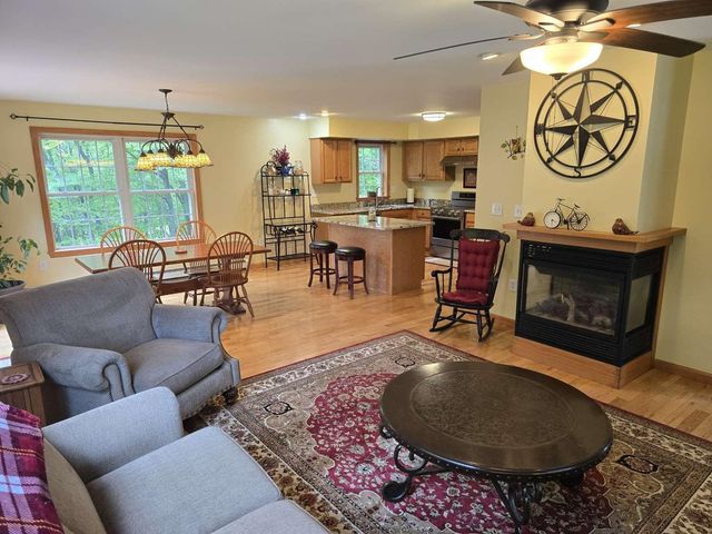 164 Pine View Lane, Cavendish, VT 05153