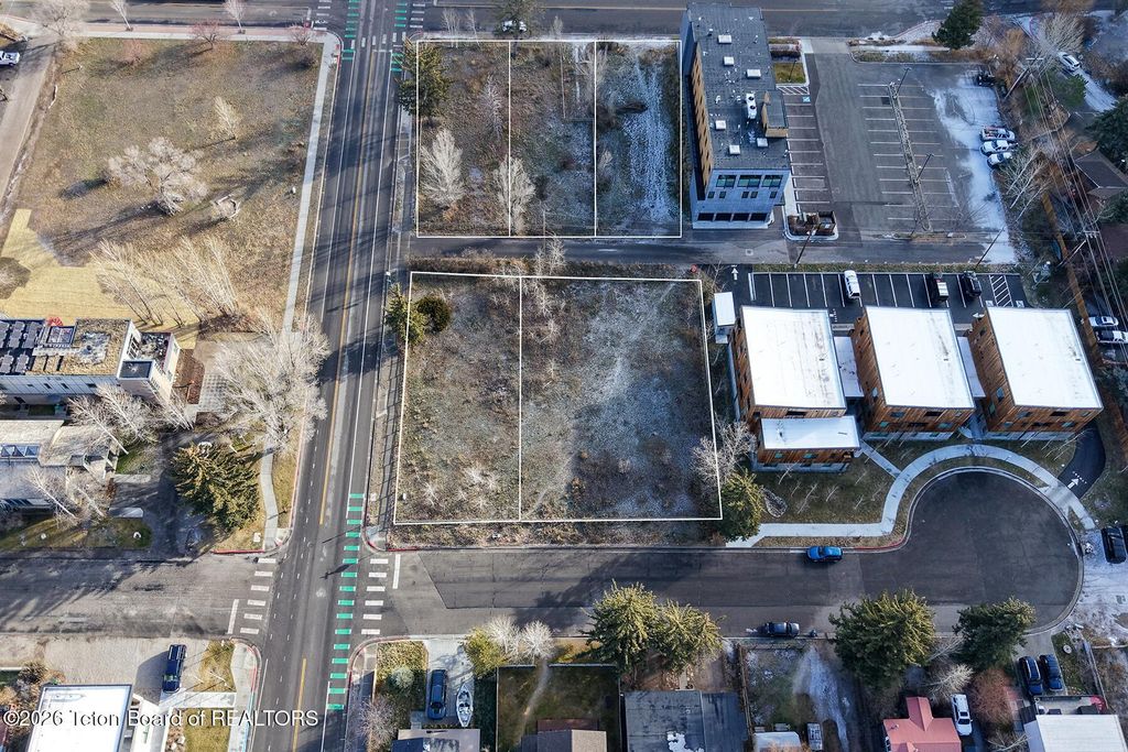 100 W SNOW KING Avenue, Jackson, WY 83001 photo 5