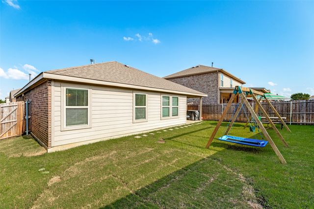 2104 Shady Glen Trail, Princeton, TX 75407