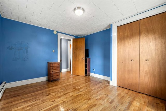 24 Vernon St, Haverhill, MA 01835