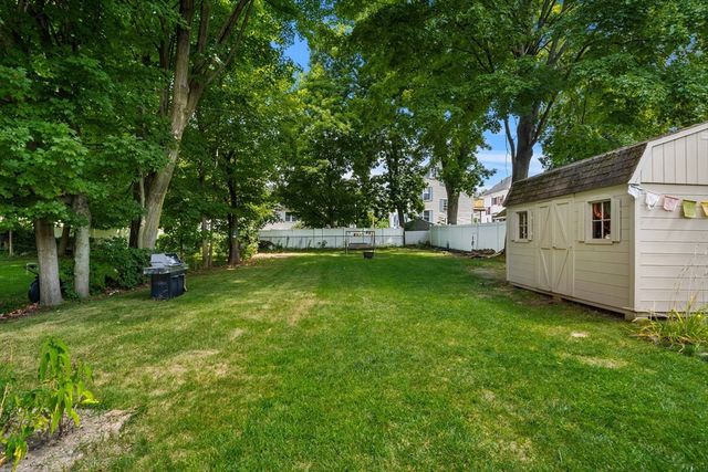 24 Vernon St, Haverhill, MA 01835