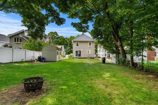 24 Vernon St, Haverhill, MA 01835