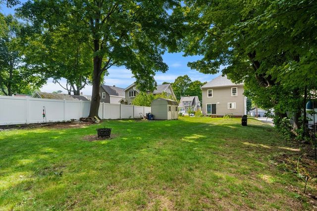 24 Vernon St, Haverhill, MA 01835