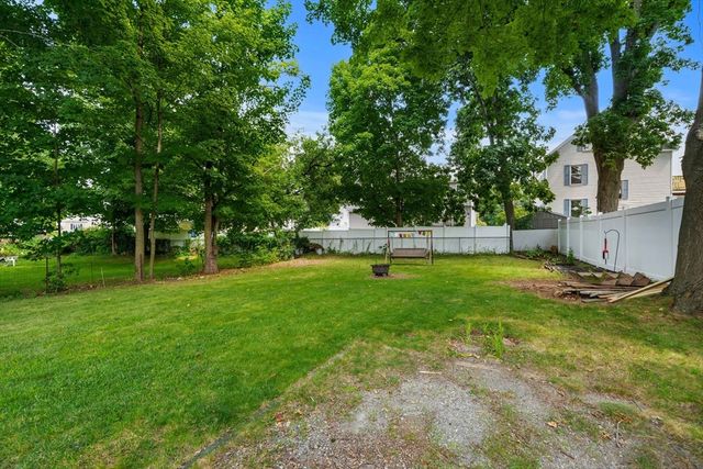 24 Vernon St, Haverhill, MA 01835