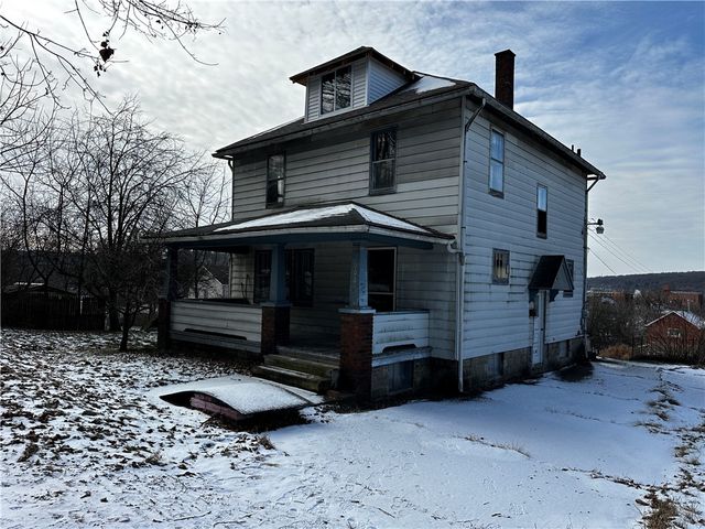 1006 Shira St, New Castle, PA 16101