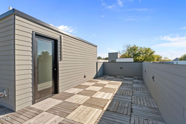 228 Woodsborough Place, Raleigh, NC 27601