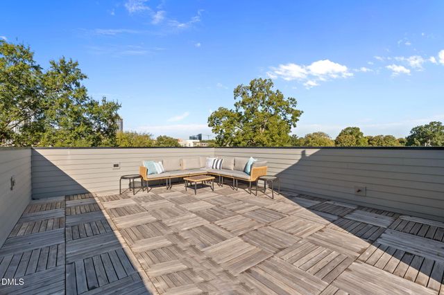 228 Woodsborough Place, Raleigh, NC 27601