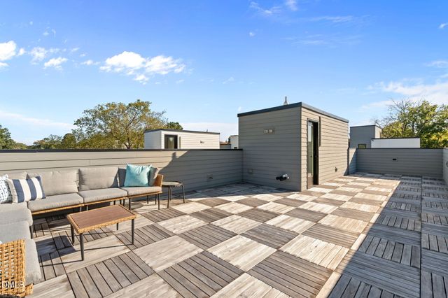 228 Woodsborough Place, Raleigh, NC 27601