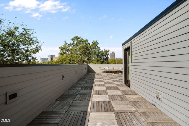 228 Woodsborough Place, Raleigh, NC 27601