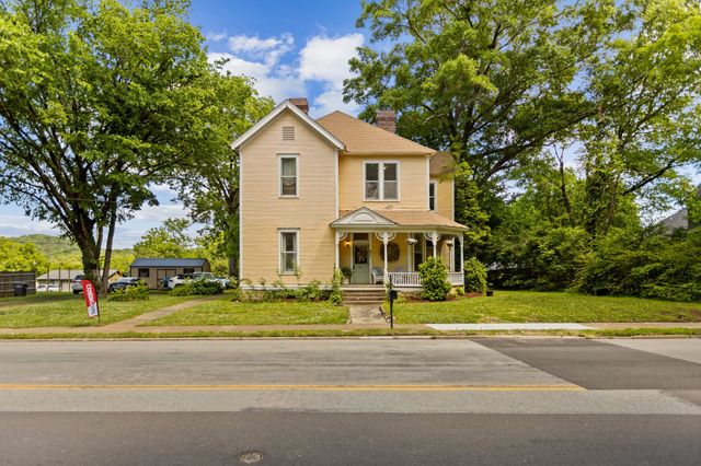 617 Mulberry Ave, Fayetteville, TN 37334