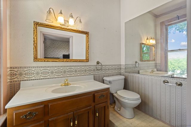 617 Mulberry Ave, Fayetteville, TN 37334