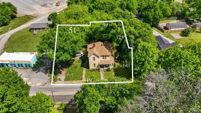 617 Mulberry Ave, Fayetteville, TN 37334