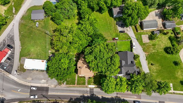 617 Mulberry Ave, Fayetteville, TN 37334