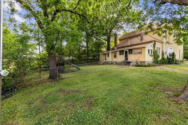 617 Mulberry Ave, Fayetteville, TN 37334