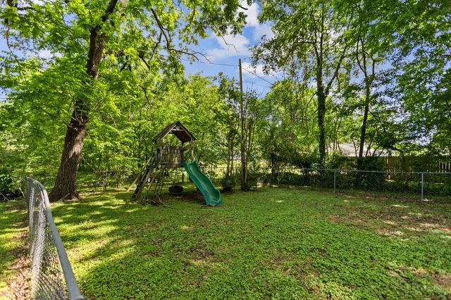 617 Mulberry Ave, Fayetteville, TN 37334