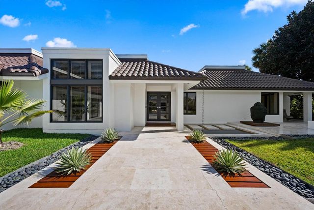 1648 Breakers West Boulevard, West Palm Beach, FL 33411