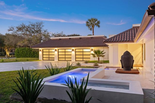 1648 Breakers West Boulevard, West Palm Beach, FL 33411