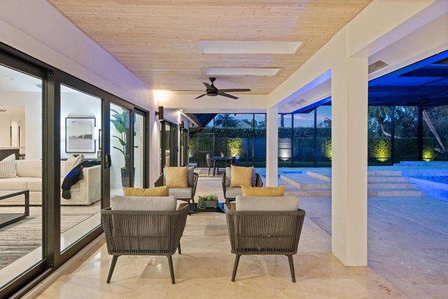 1648 Breakers West Boulevard, West Palm Beach, FL 33411