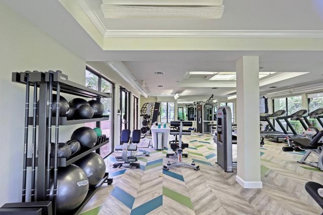 1648 Breakers West Boulevard, West Palm Beach, FL 33411