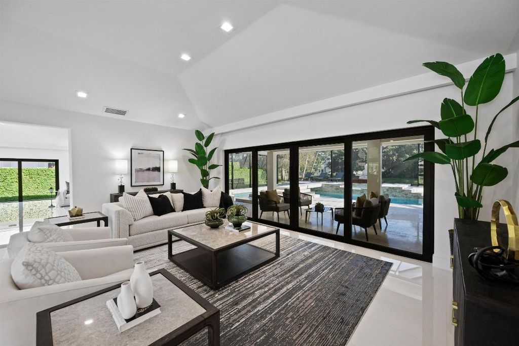 1648 Breakers West Boulevard, West Palm Beach, FL 33411