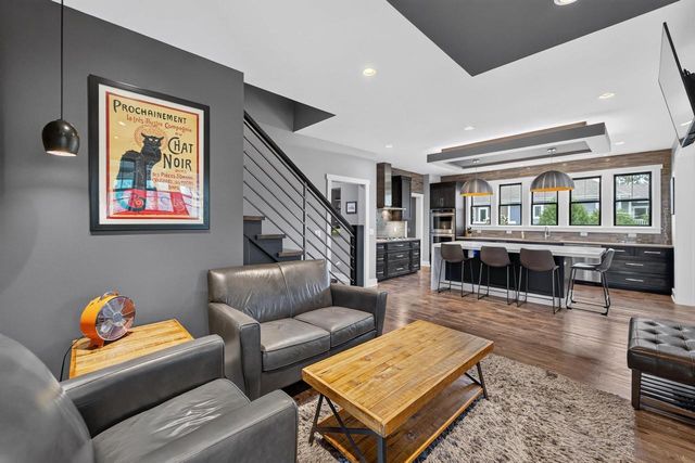 6444 Irving Drive, Sun Prairie, WI 53590