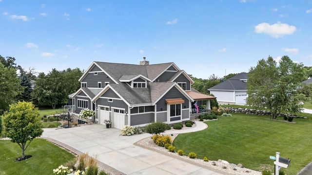 6444 Irving Drive, Sun Prairie, WI 53590