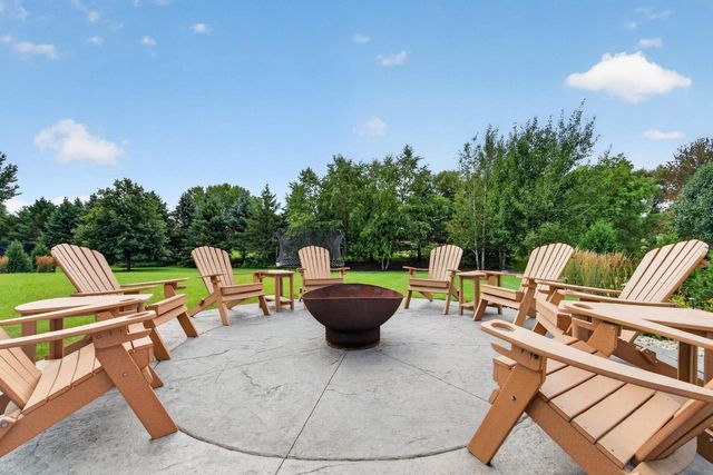 6444 Irving Drive, Sun Prairie, WI 53590