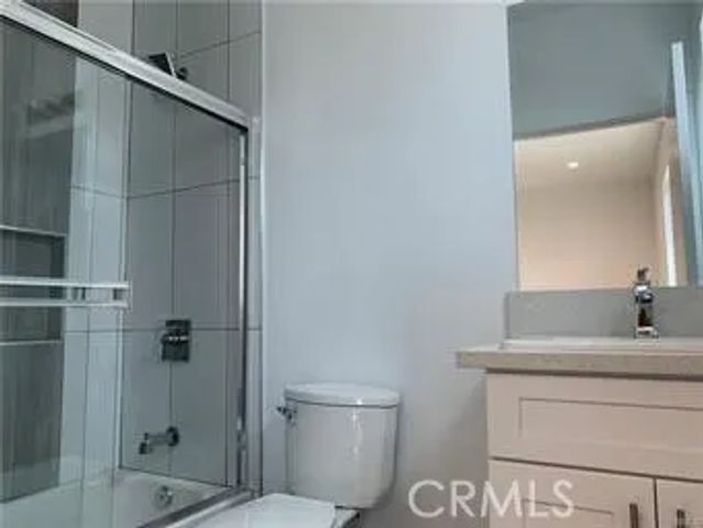 1141 Irolo, Los Angeles, CA 90006