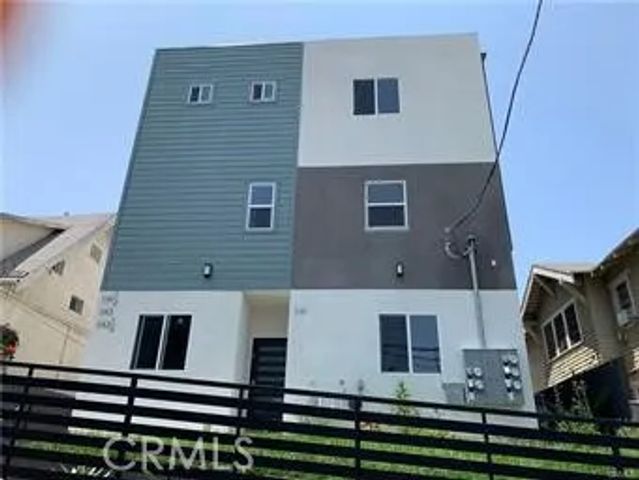 1141 Irolo, Los Angeles, CA 90006