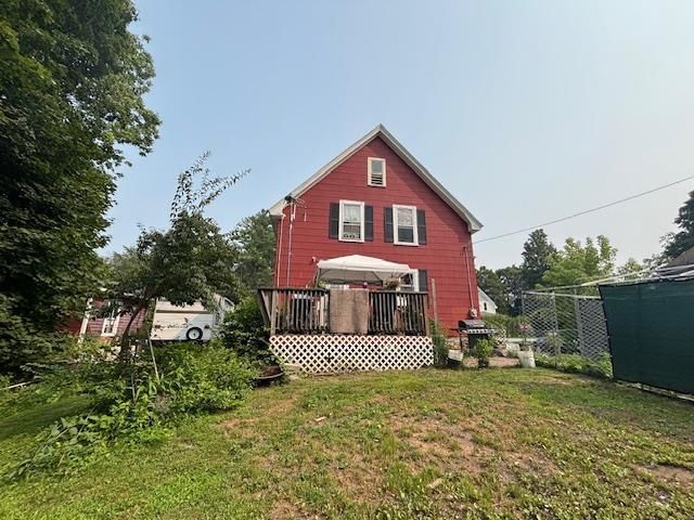 13 Fairview Avenue, Derry, NH 03038