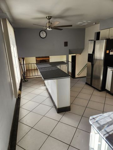 1863 E 172nd Street, South Holland, IL 60473