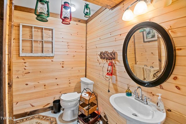 1075 Afton Road, Afton, TN 37616