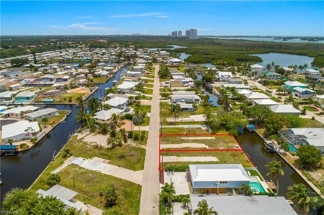 24533 Dolphin ST, Bonita Springs, FL 34134