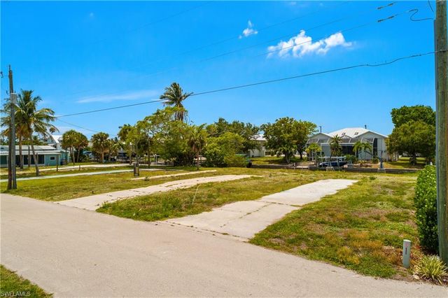 24533 Dolphin ST, Bonita Springs, FL 34134