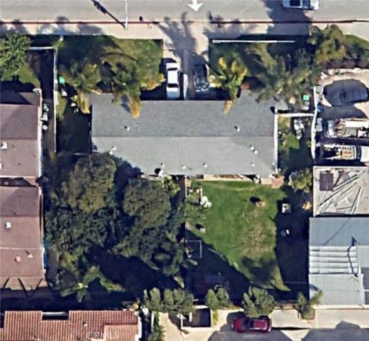 135 Del Mar, Costa Mesa, CA 92627