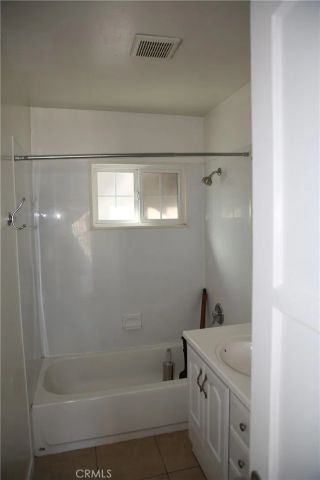 135 Del Mar, Costa Mesa, CA 92627