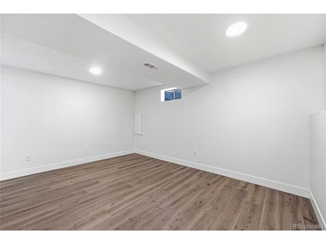 6222 W 70th Ave, Arvada, CO 80003