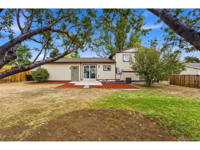 6222 W 70th Ave, Arvada, CO 80003