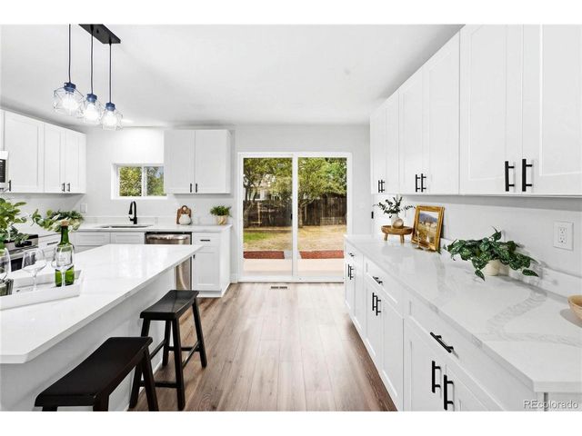 6222 W 70th Ave, Arvada, CO 80003
