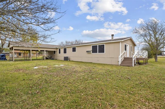 19645 Nordt Road, Damon, TX 77430