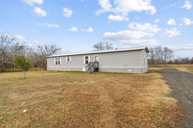 19645 Nordt Road, Damon, TX 77430