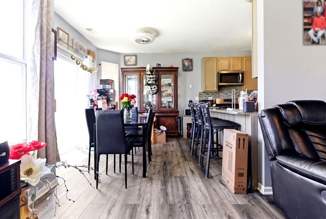 3710 Chatham Court, Joliet, IL 60435