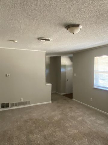 5616 Glen Forest Lane, Dallas, TX 75241