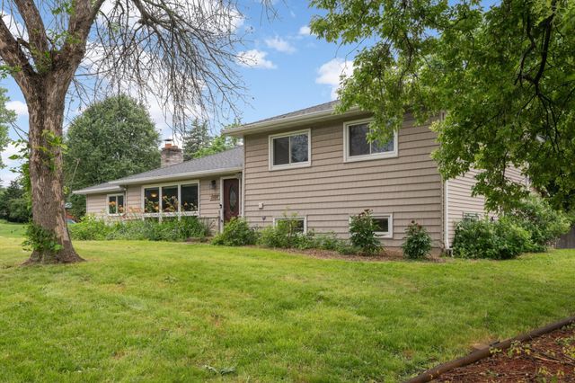 3400 Hopkins Crossroad, Minnetonka, MN 55305