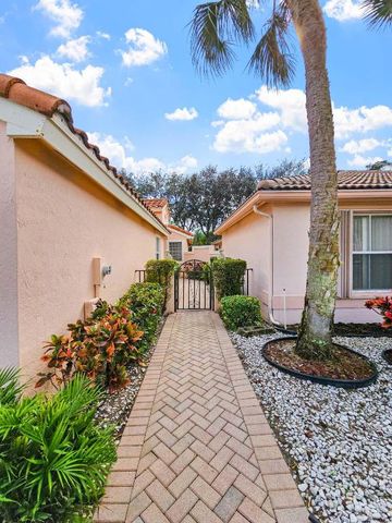 5178 Pelican Cove Drive, Boynton Beach, FL 33437