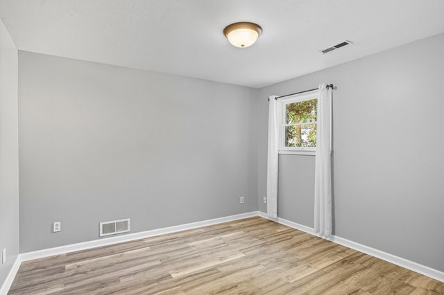 546 Timberwood Lane, Lowell, IN 46356